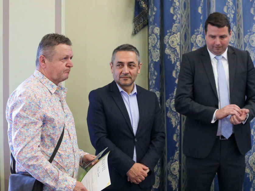 Imre Forró, Akuflat bench, Eco-innovation-noise protection, Guta